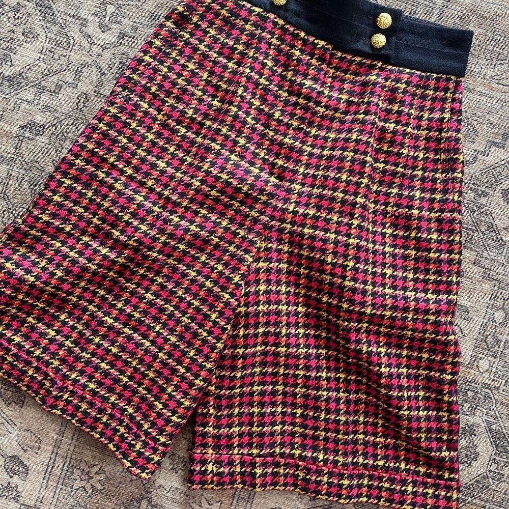 VINTAGE LAUREL WOOL PLAID SHORTS SZ SM